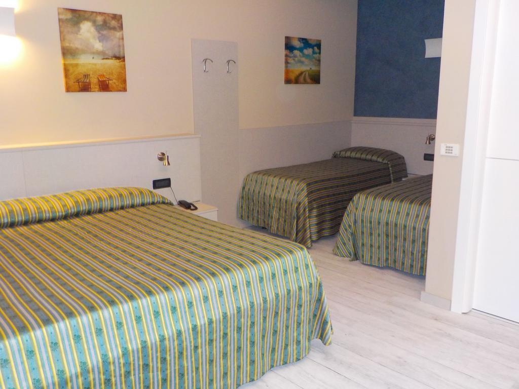 Hotel Posta Ventimiglia Room photo