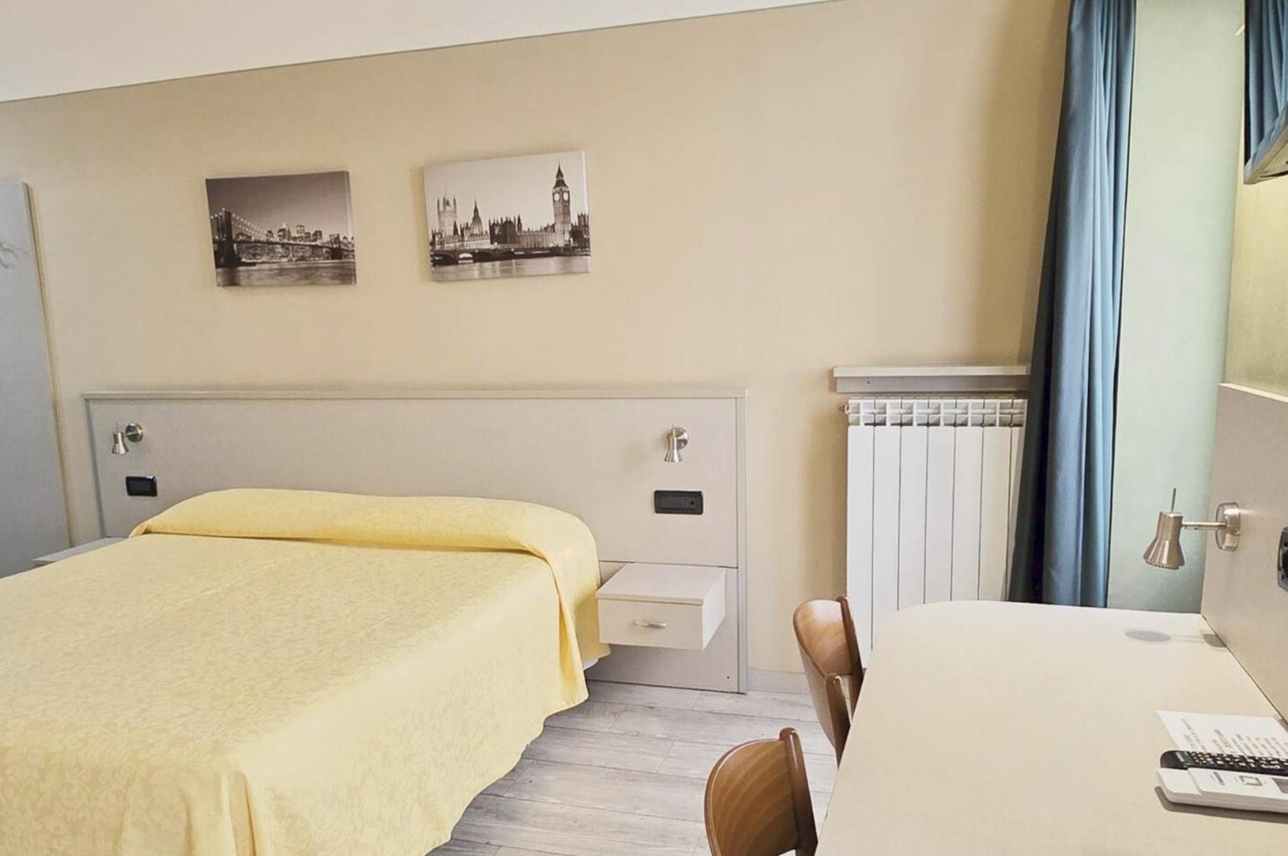 Hotel Posta Ventimiglia Exterior photo