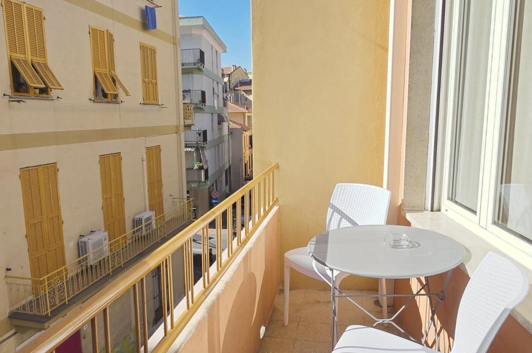 Hotel Posta Ventimiglia Exterior photo
